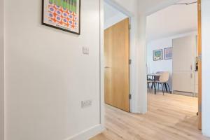 Couples- Business- Sleeps 2- Pets- WiFi- Parking