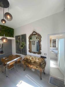 Central Milan - Stylish, historic, luxury apartment