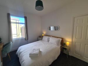 3 Bed - Maisonette - Albert Road