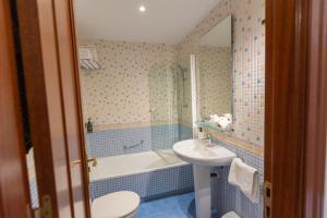 Apartamentos Miguel Angel