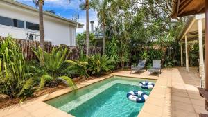 Salt and Serenity - Lux Home With Heated Pool