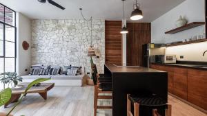 Bohemian 2BR Boutique Condo in Trendy La Veleta