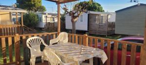 Mobile Home climatisé 2 chambres Camping NOVELA