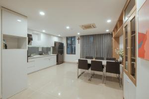 Trung Tâm - Cầu Rồng 400 meters,4BR,5WC,Kitchen, Washer, Netflix