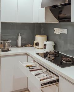 Trung Tâm - Cầu Rồng 400 meters,4BR,5WC,Kitchen, Washer, Netflix