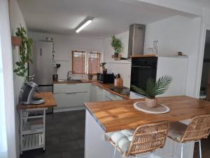 Beautiful apartment with pool Générac