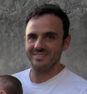 Appartamento con balcone vista piazza