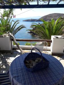 Kourtali Private Beach House Andros Greece