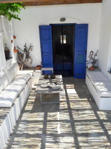 Kourtali Private Beach House Andros Greece