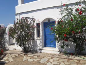 Kourtali Private Beach House Andros Greece