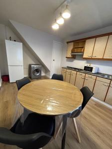 Familias con niños entre mar, montaña y jardín Casa Rustica A Gorgoriña