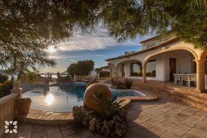 Villa Gaviota by Abahana Villas