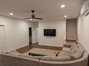 Cliffs View Mountain Retreat