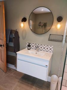 Four bed Victorian house close to Penbryn, Llangrannog & Tresaith Beaches