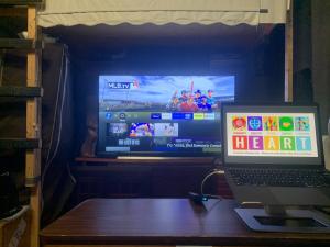 Near Seaport In Chinatown