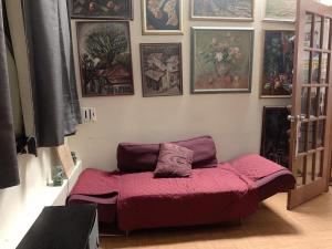 Near Seaport In Chinatown