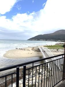 Johns Seafront Apartment - B5