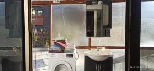 Royal 2 Hostel Opposite NALU BAR