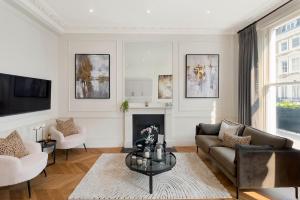 Beautiful Central London Apartment with High Ceilings