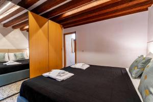 1 minutes SAN MARCO Square - Karin House