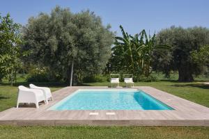 Country House With Pool Among Noto Citrus Groves