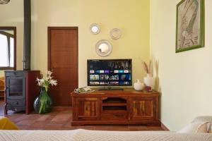 Country House With Pool Among Noto Citrus Groves