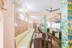 Hotel O queen hotel & restaurant