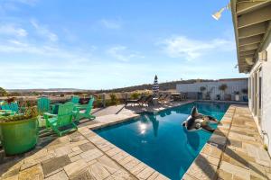 Bayside Bliss House - Pool Spa Views