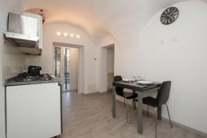 Dalias Home Garden and Private Parking