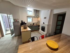 maison de village au calme climatisée 1