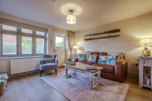 Salty Dogs by Winterton Cottages