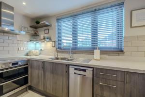 Salty Dogs by Winterton Cottages