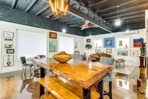 ArBoCo Downtown Murphy House with Courtyard!