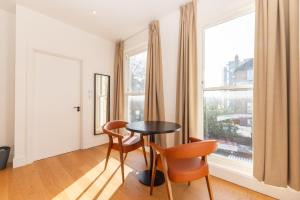 The Prince Hotel Vauxhall Central London Riverside