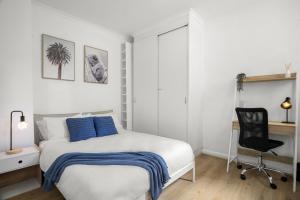 Central CBD Apartment - Flinders St & Fast WiFi!