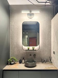 Warehouse conversion100 metres from Bridge Rd