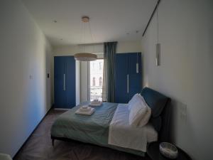 Giù per la Costa - Siracusa