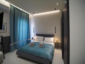 Giù per la Costa - Siracusa