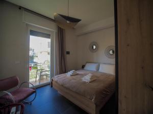 Giù per la Costa - Siracusa