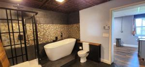 Morabeza - A Tropical Seneca Haven