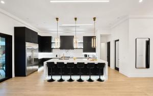 Havana - Walk to Old Town - Heated Pool & Spa