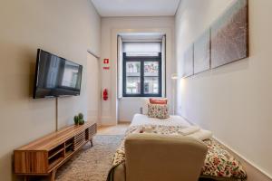 Host Wise - Modern Stuning Flat w Prime Location