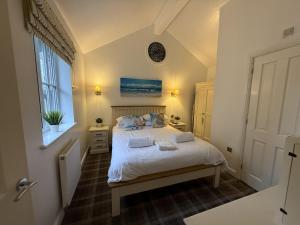 Mariners at The Bay Filey, sleeps 4, 1 medium or 2 small dogs welcome too