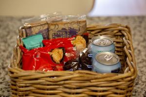 ATX Retreat Close to UT, DT & Lady Bird Lake