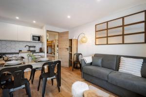 Ski in and out Access with Alpine Balcony