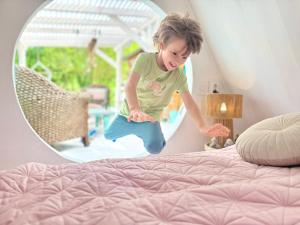 Vulcan eco lodge retreat