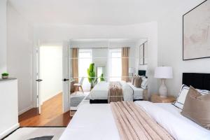 Prime location 1BR Newly Furnished