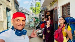 Hotel White House - A Family Homestay