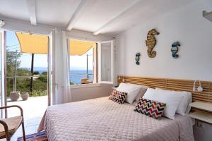 Jean Luc Villa by PaxosRetreats