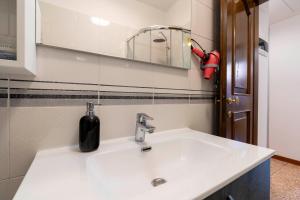 House Canal - 5 min to Rialto and the Centre